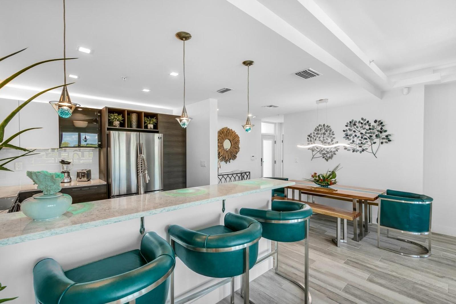 Dolphins Vacation Rental Merritt Island Номер фото