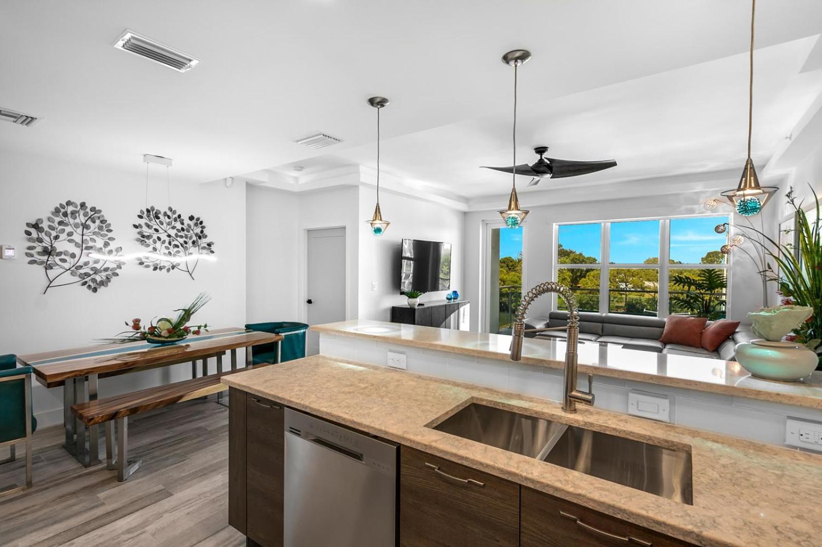 Dolphins Vacation Rental Merritt Island Номер фото
